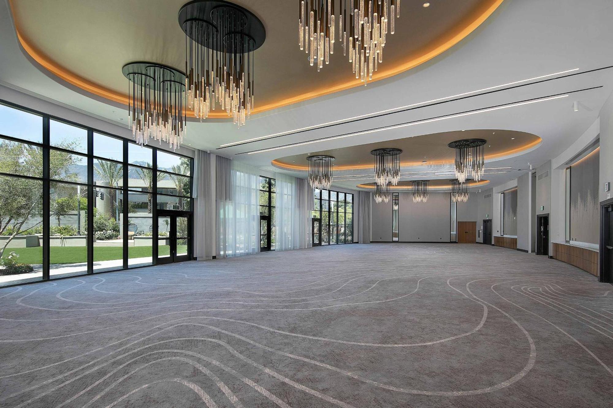 Le Meridien Pasadena Аркадия Екстериор снимка